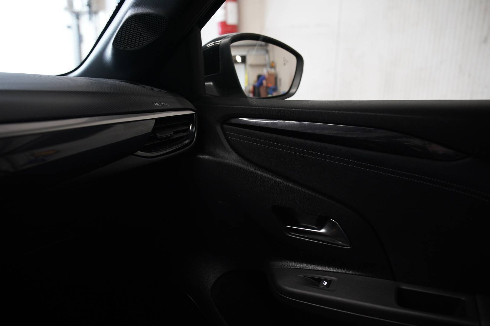 OPEL Corsa - Foto 21
