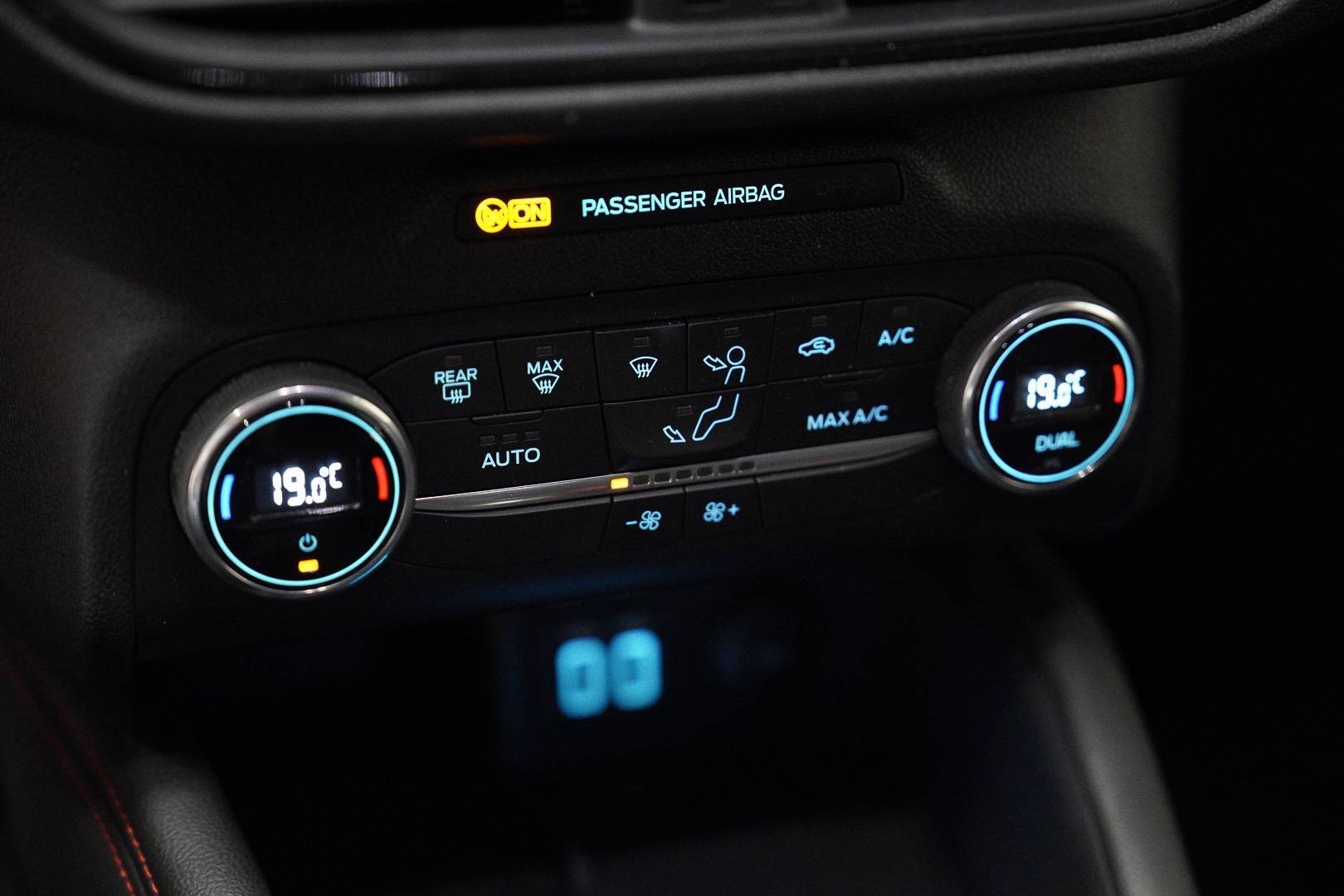 FORD Kuga - Foto 18