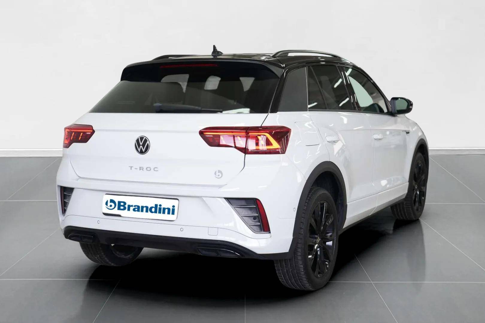 VOLKSWAGEN T-Roc - Foto 8