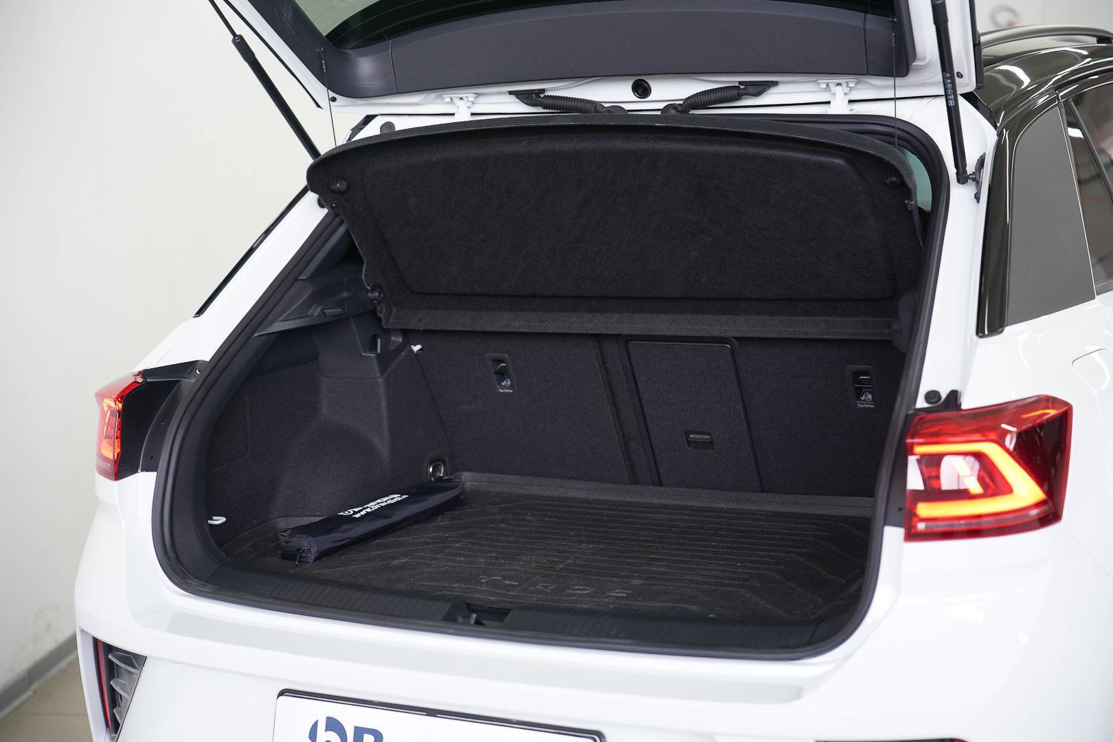 VOLKSWAGEN T-Roc - Foto 9