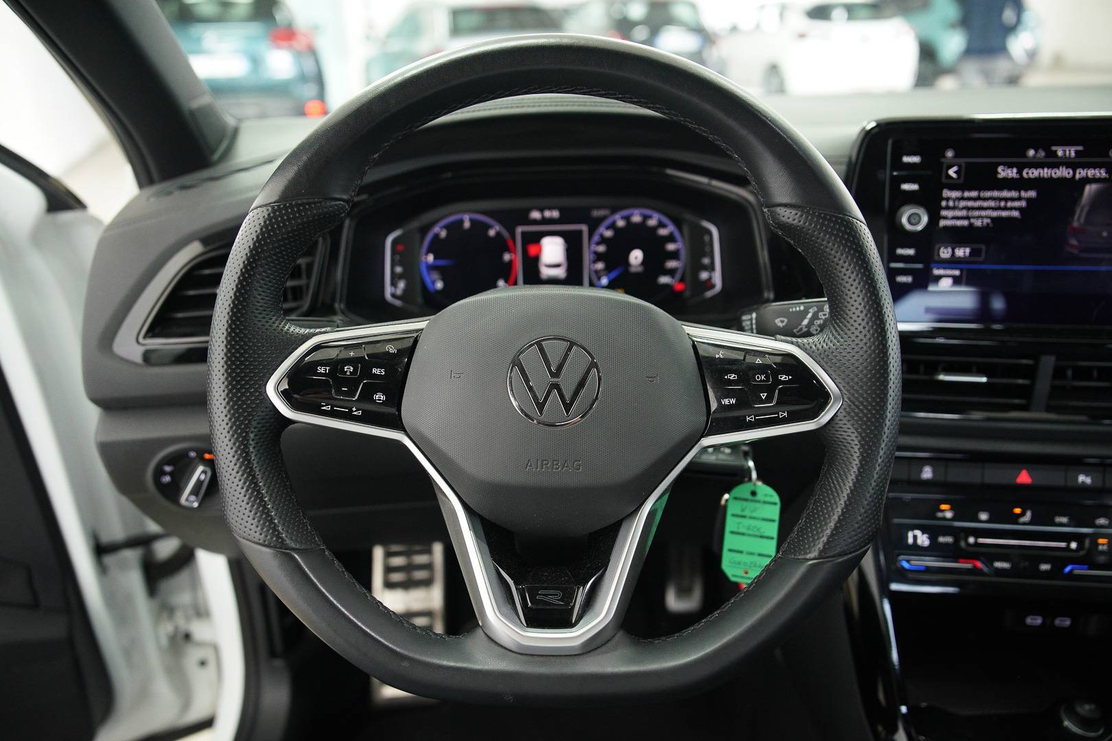 VOLKSWAGEN T-Roc - Foto 11
