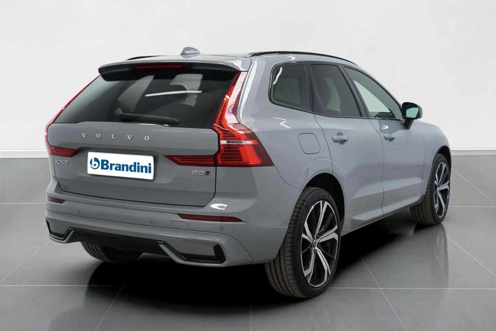 VOLVO XC60 - Foto 8
