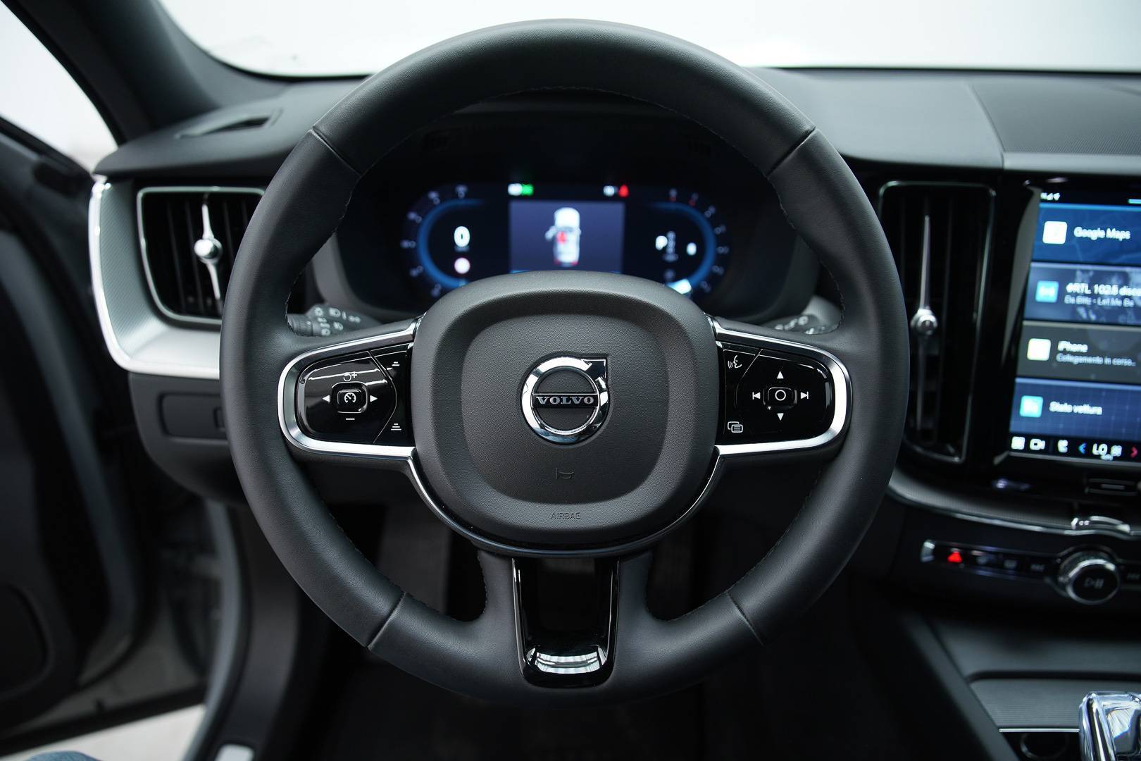 VOLVO XC60 - Foto 11