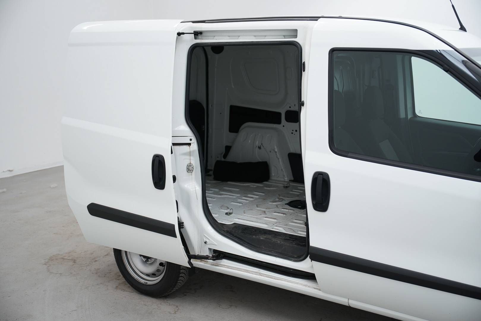 FIAT Doblo Cargo - Foto 6