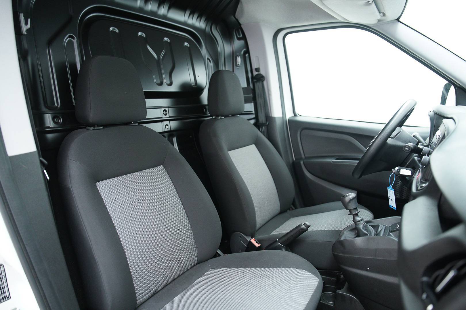 FIAT Doblo Cargo - Foto 20
