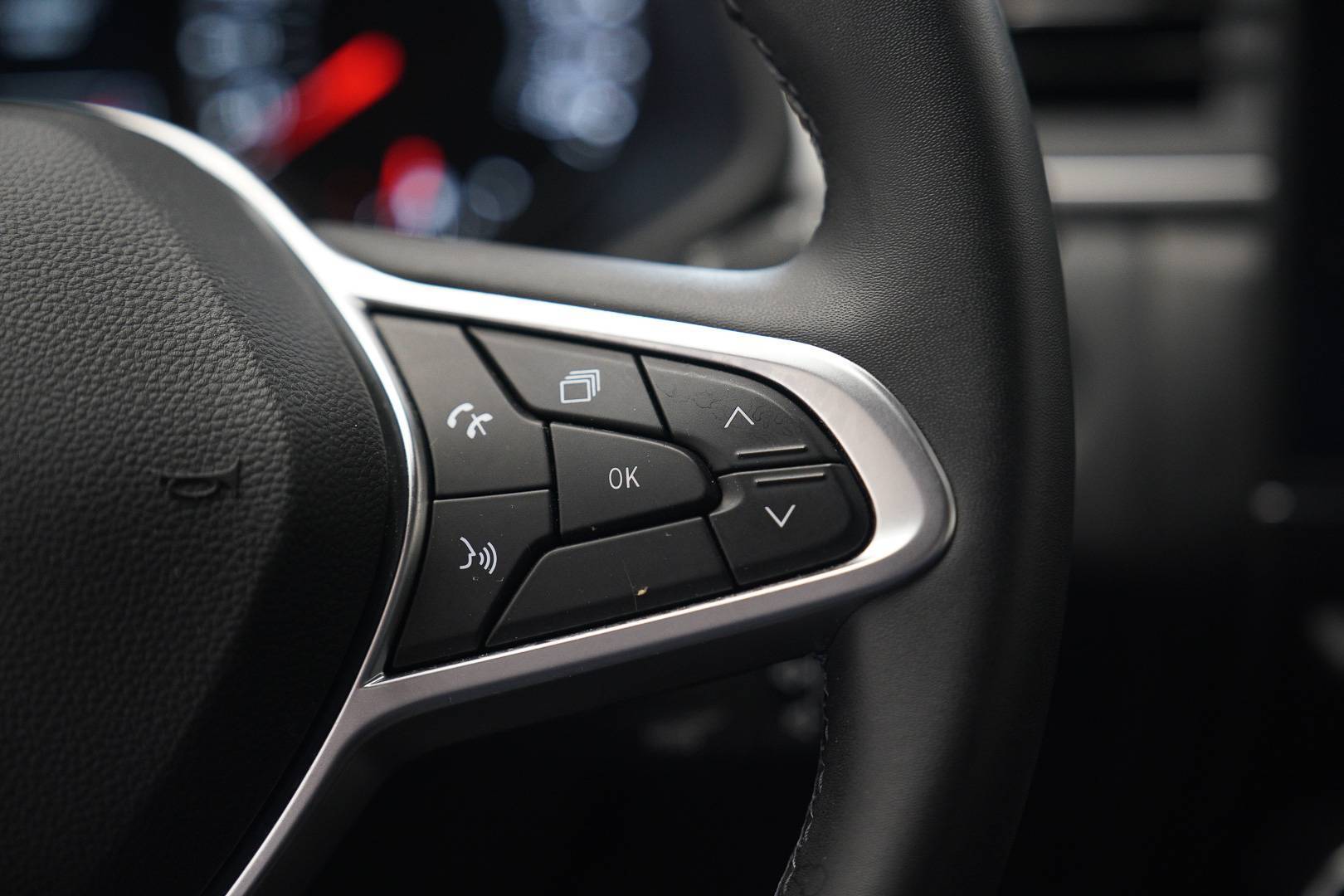 RENAULT Captur - Foto 12