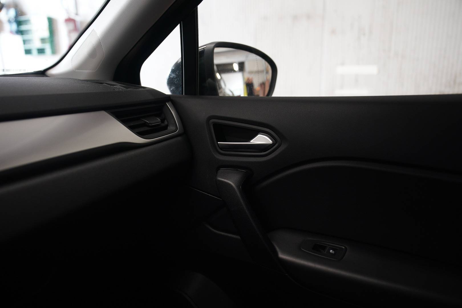 RENAULT Captur - Foto 20