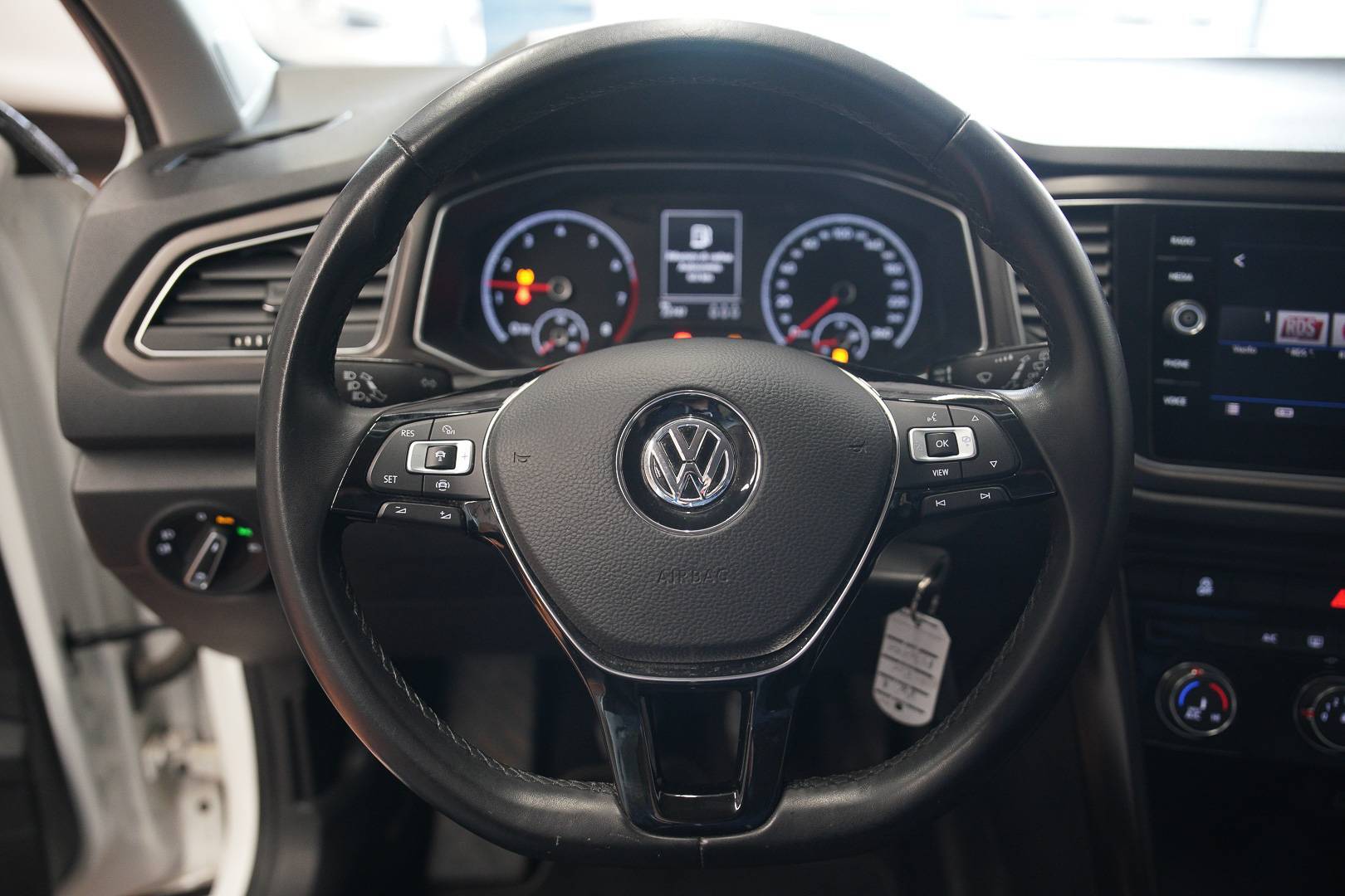 VOLKSWAGEN T-Roc - Foto 10