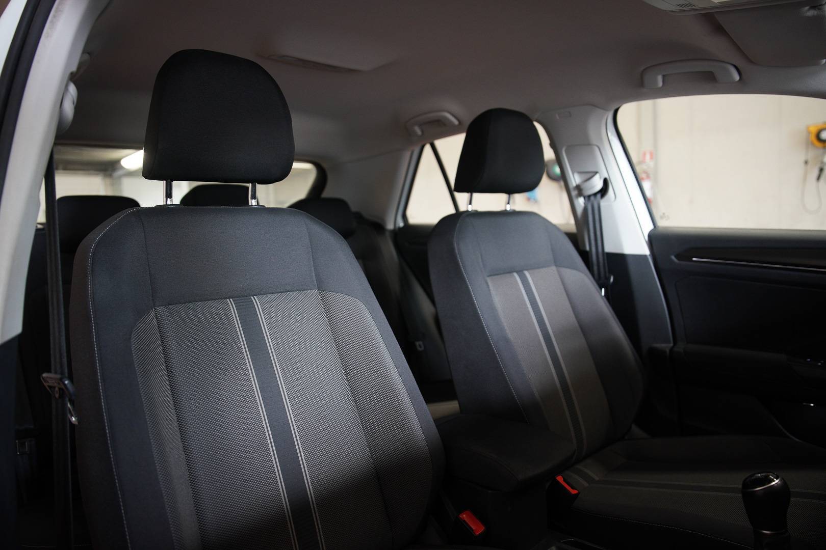 VOLKSWAGEN T-Roc - Foto 20