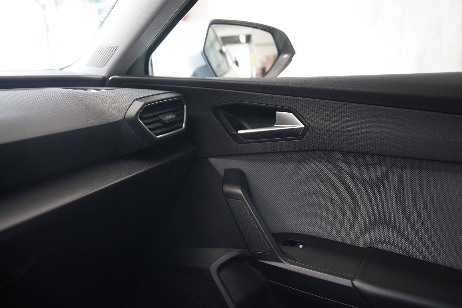 SEAT Leon - Foto 19