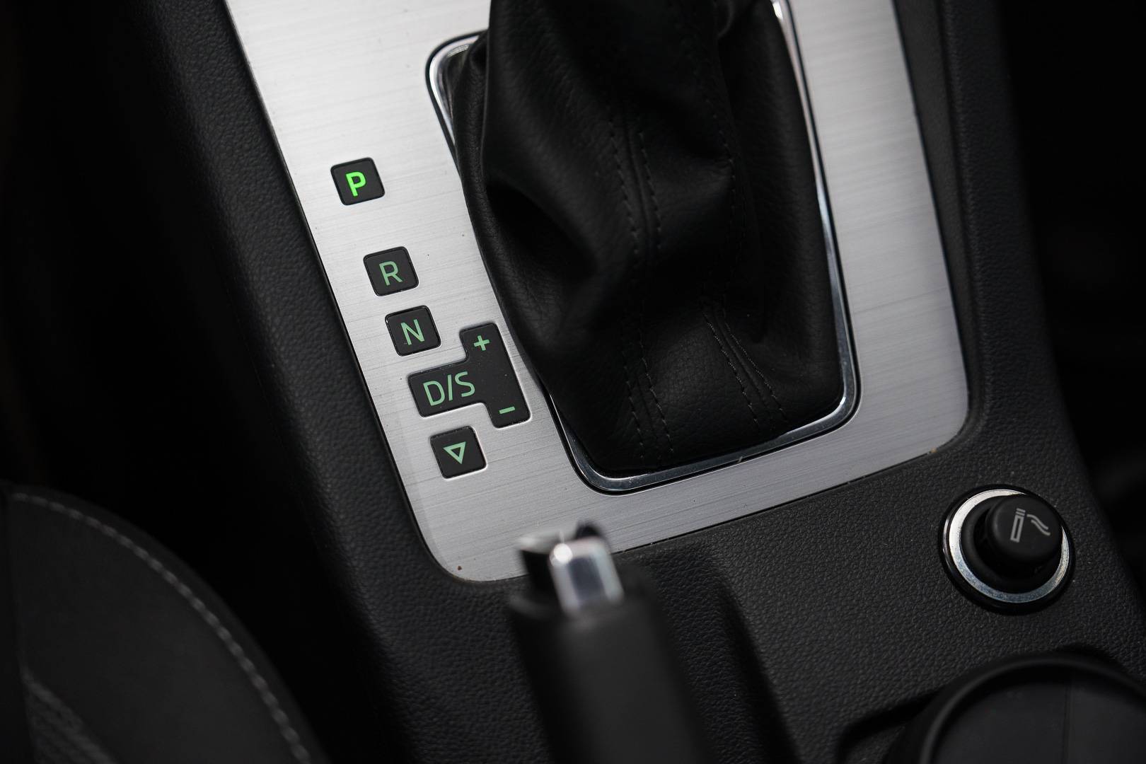 SKODA Octavia - Foto 18