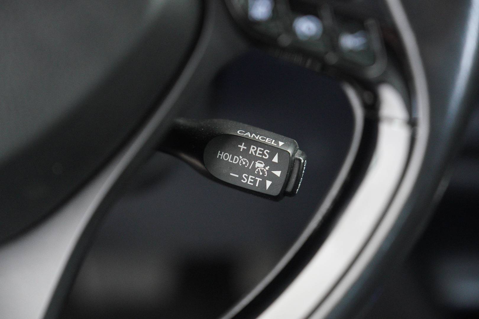TOYOTA C-HR - Foto 14