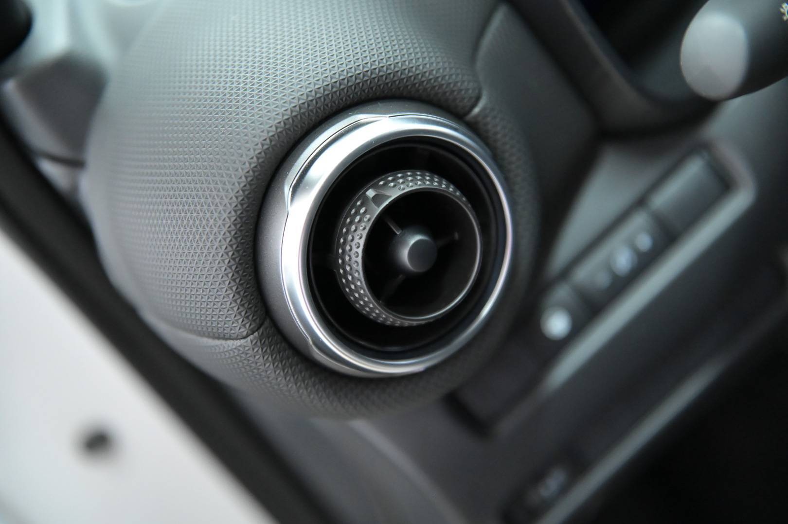 NISSAN Juke - Foto 11