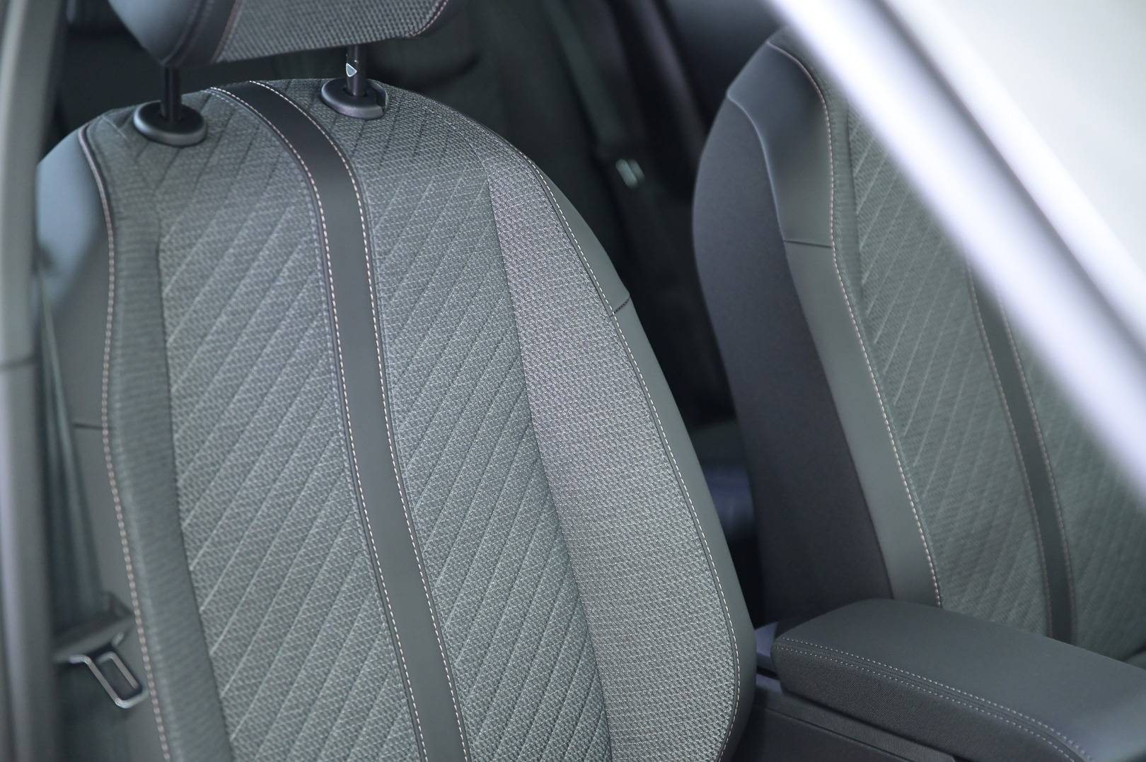 PEUGEOT 2008 - Foto 4