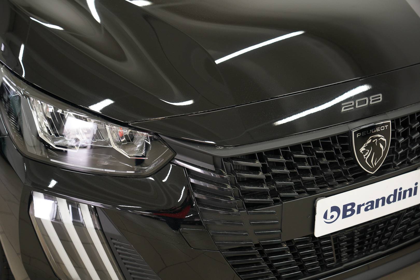 PEUGEOT 208 - Foto 4