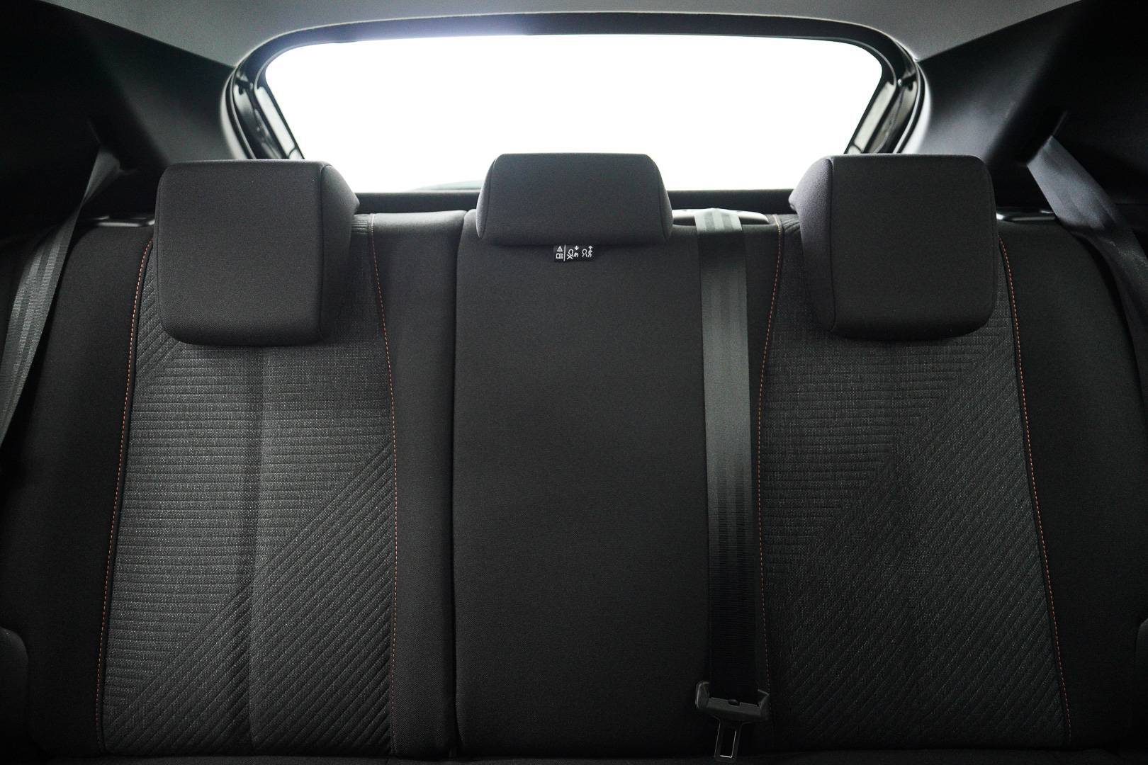 PEUGEOT 208 - Foto 24