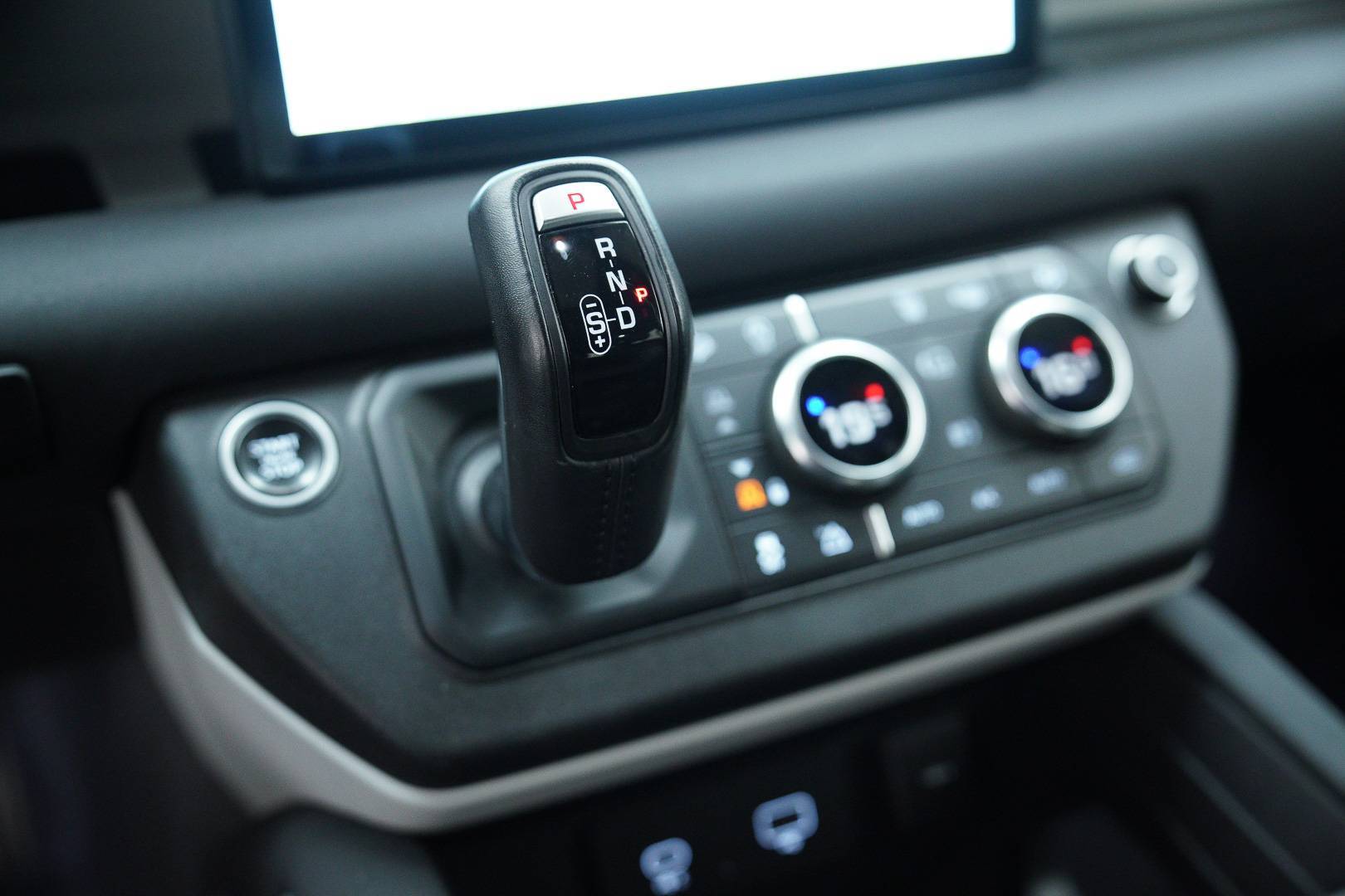 LAND ROVER Defender - Foto 18