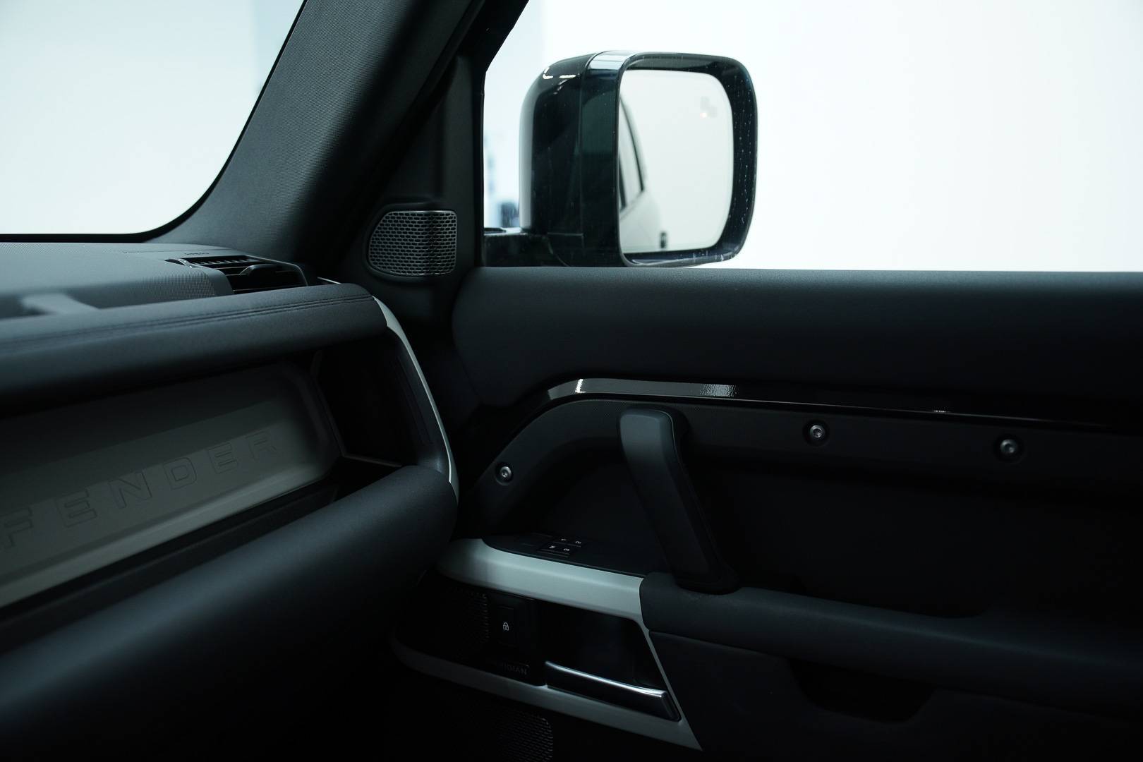 LAND ROVER Defender - Foto 22