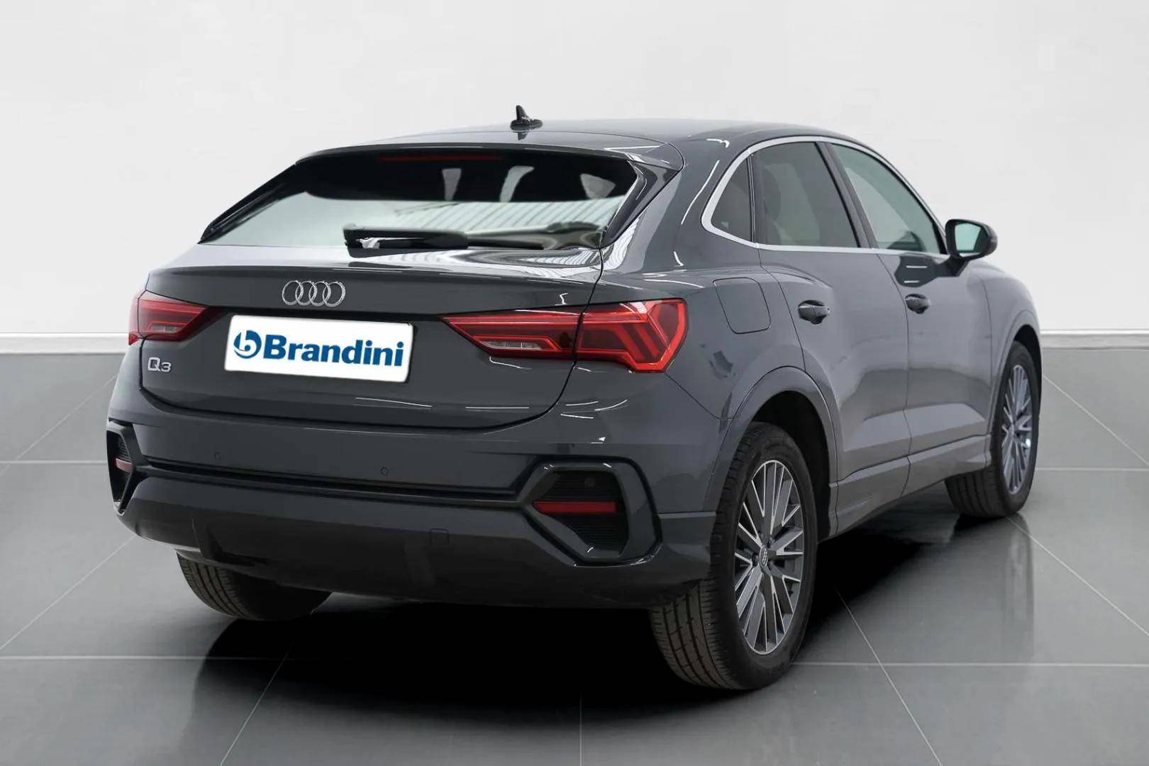 AUDI Q3 - Foto 8