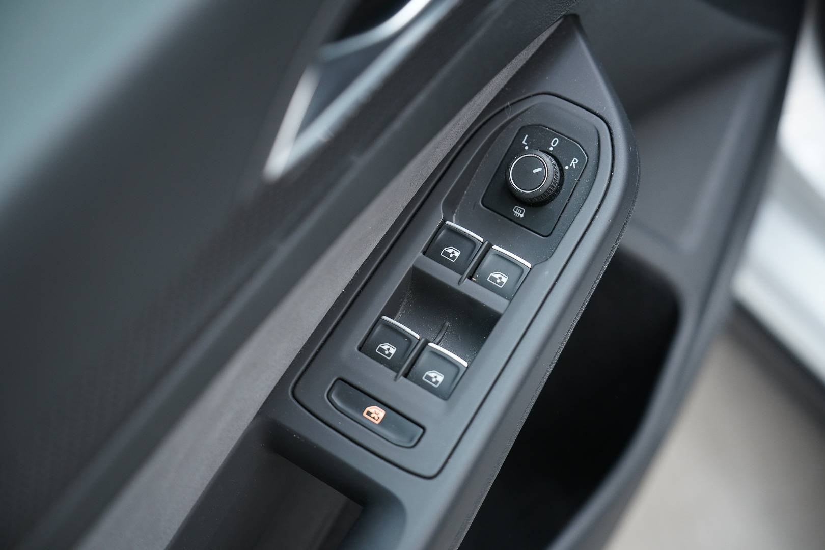 VOLKSWAGEN Golf - Foto 10