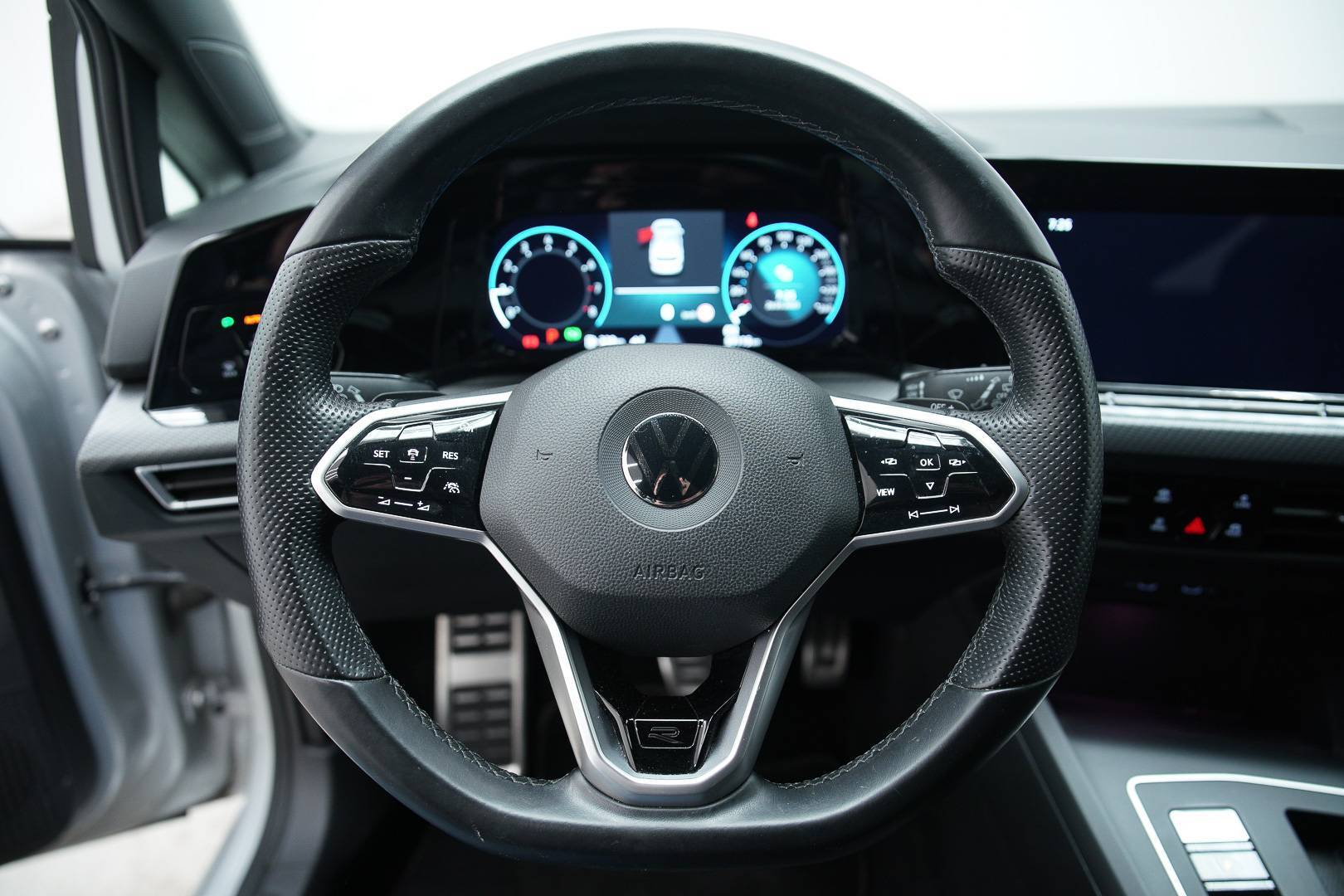 VOLKSWAGEN Golf - Foto 11