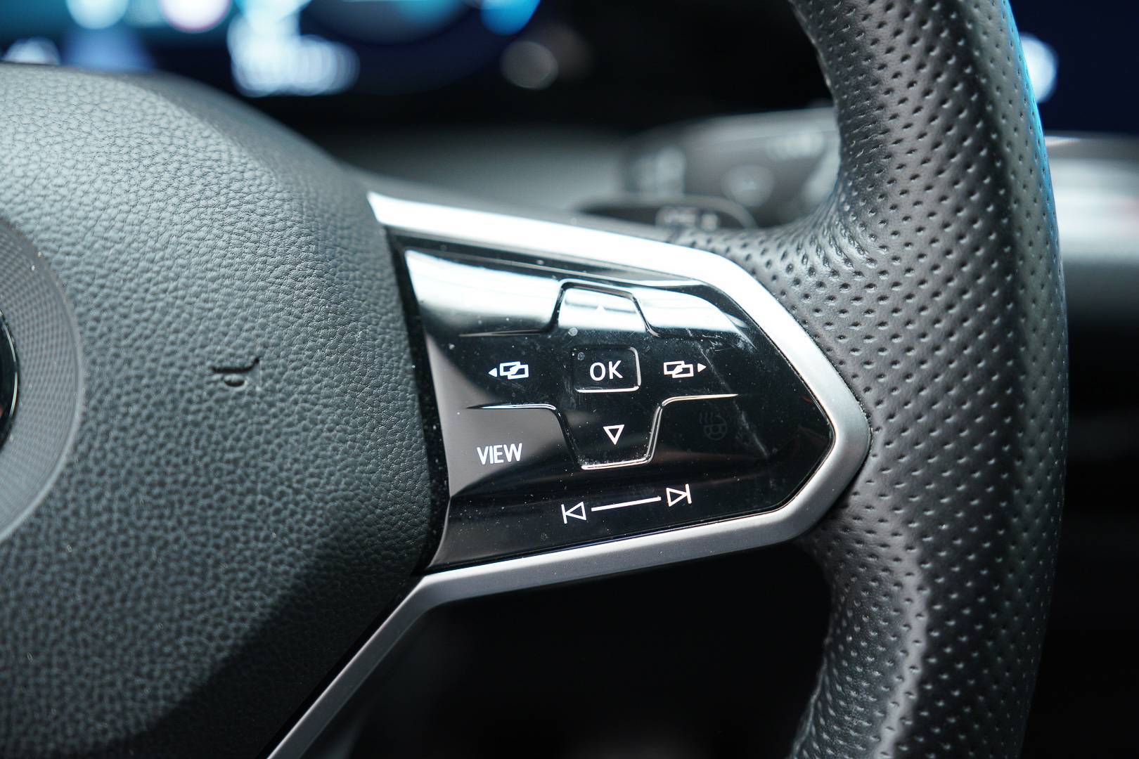 VOLKSWAGEN Golf - Foto 13