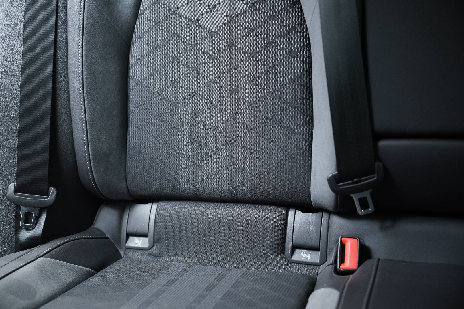 VOLKSWAGEN Golf - Foto 24