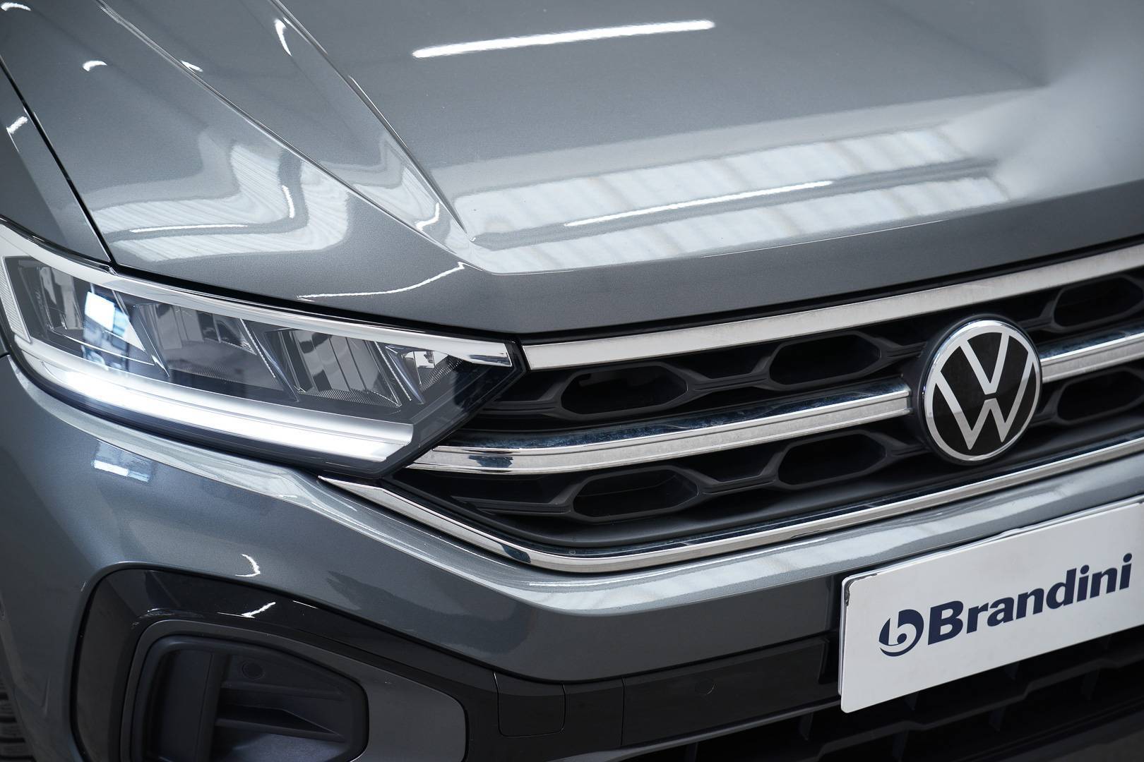 VOLKSWAGEN T-Roc - Foto 4
