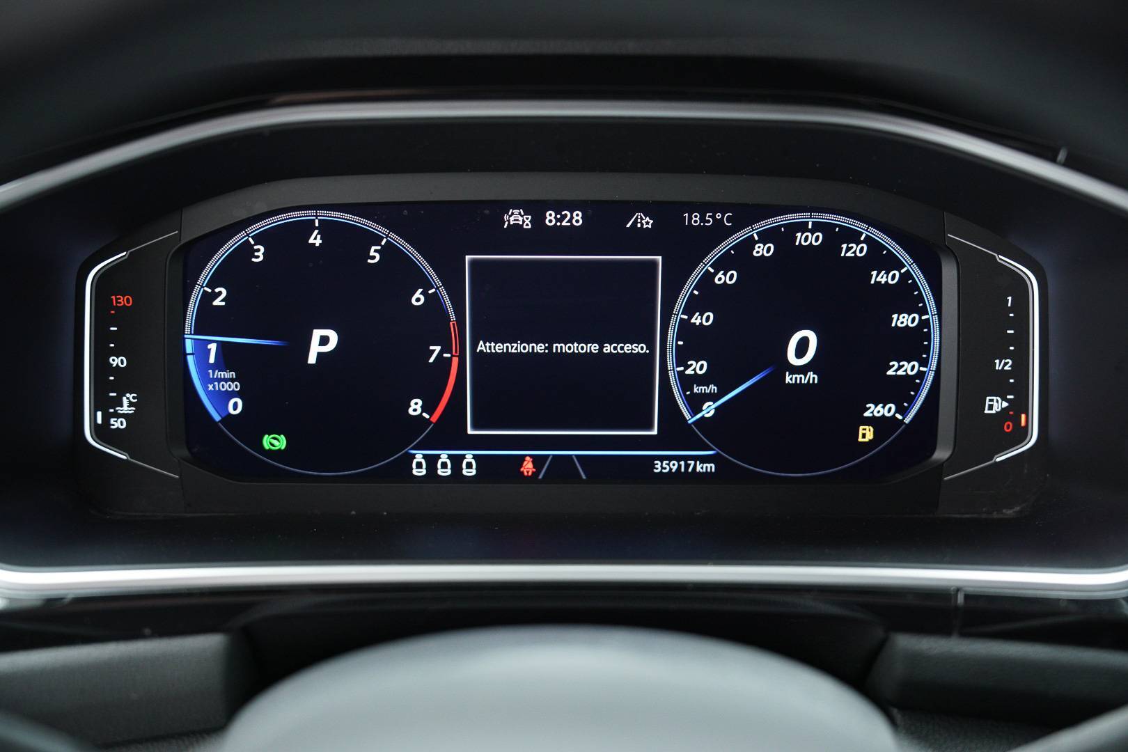 VOLKSWAGEN T-Roc - Foto 15