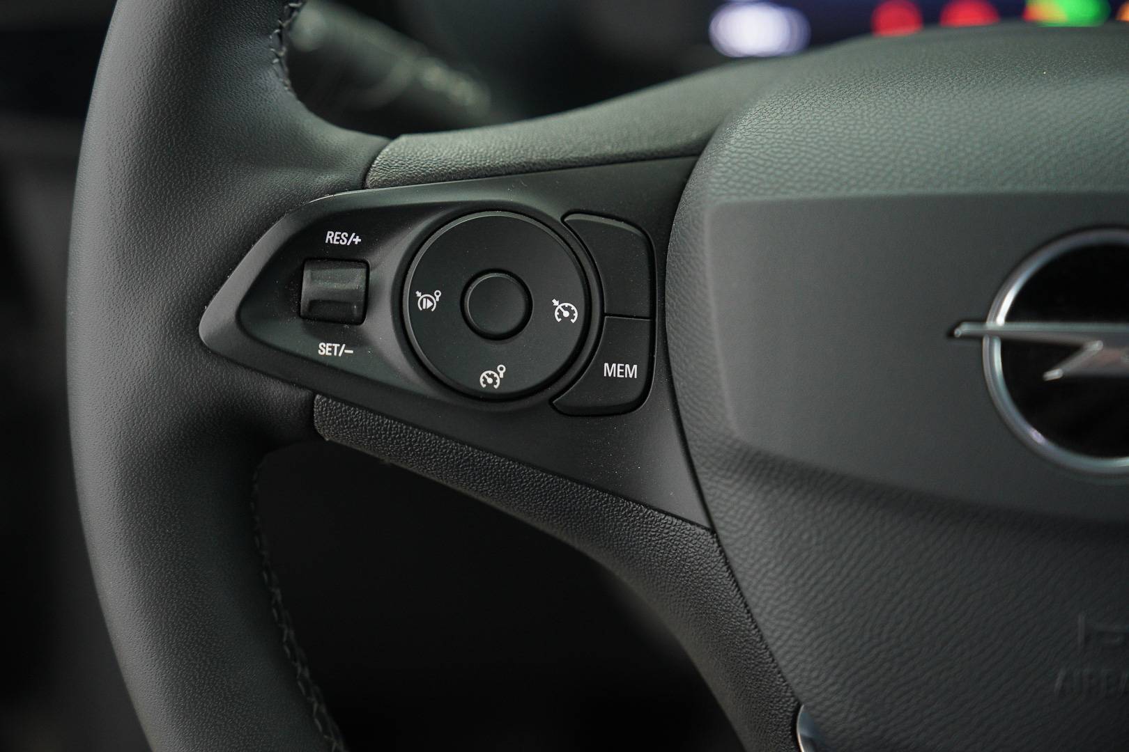 OPEL Corsa - Foto 12