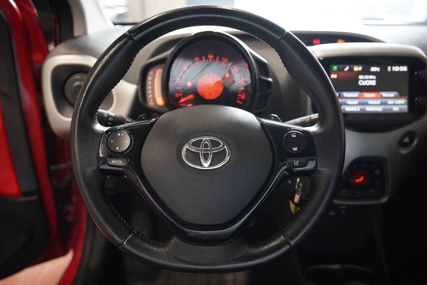 TOYOTA Aygo - Foto 11