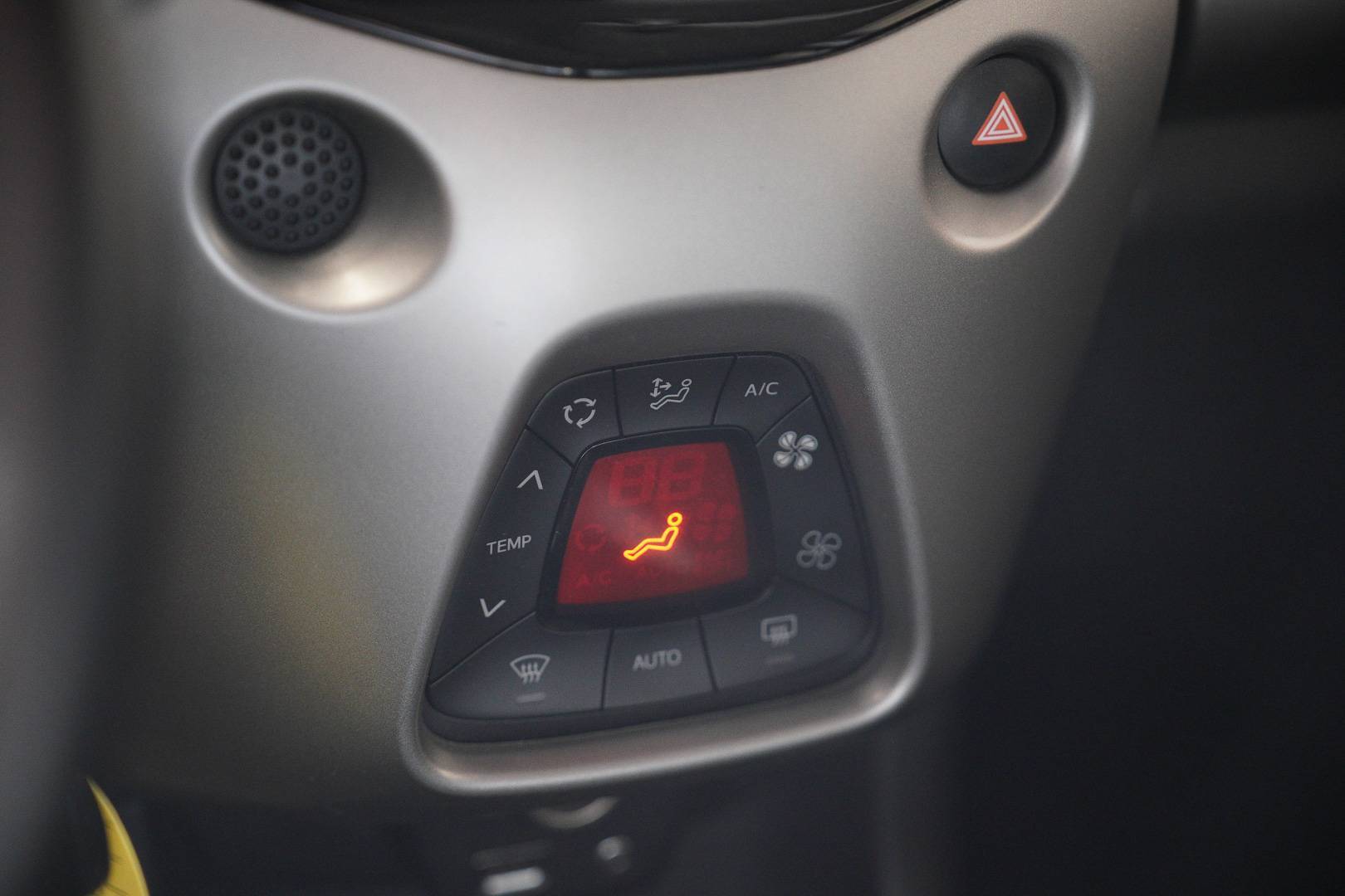 TOYOTA Aygo - Foto 18