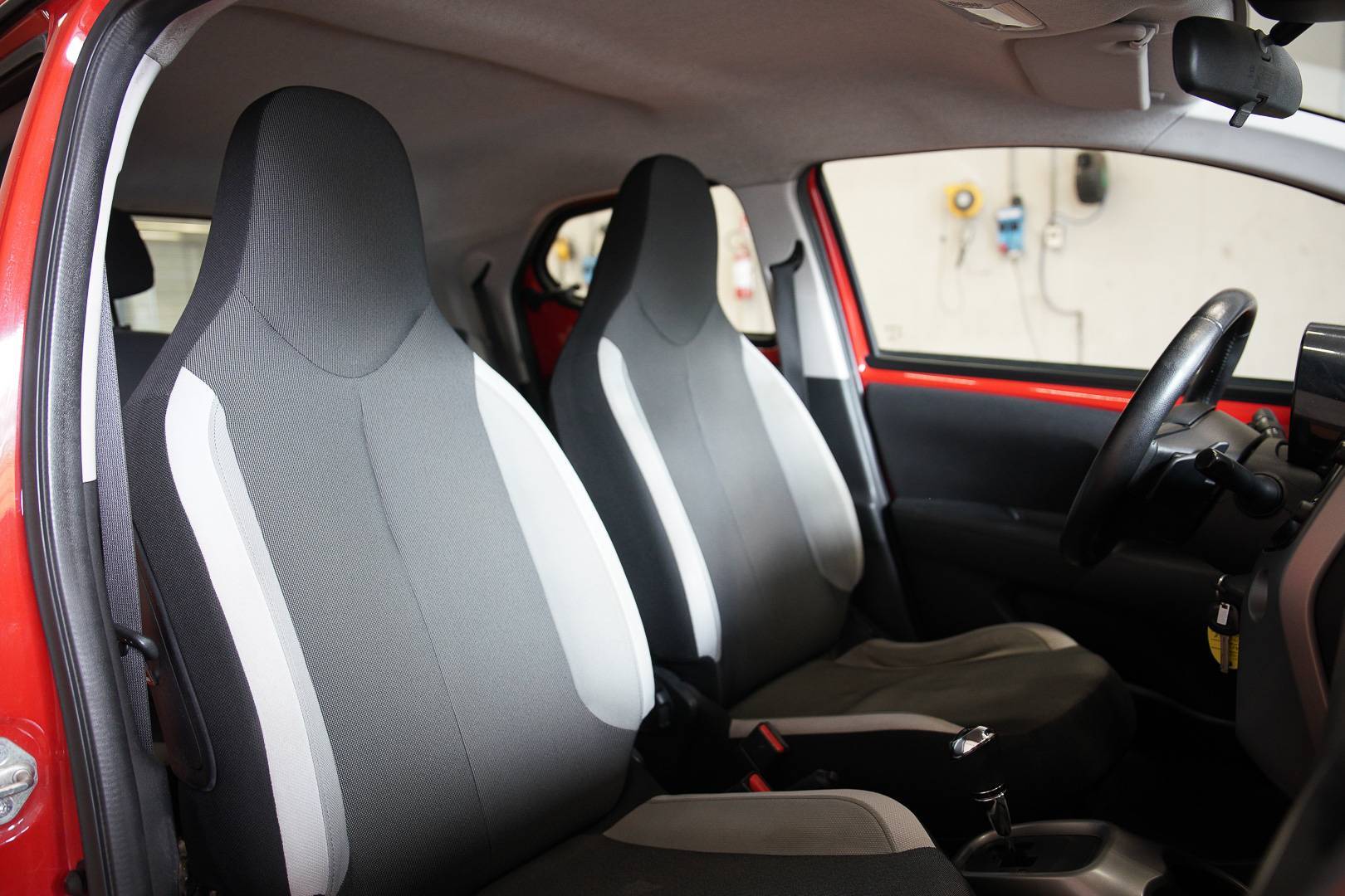 TOYOTA Aygo - Foto 22
