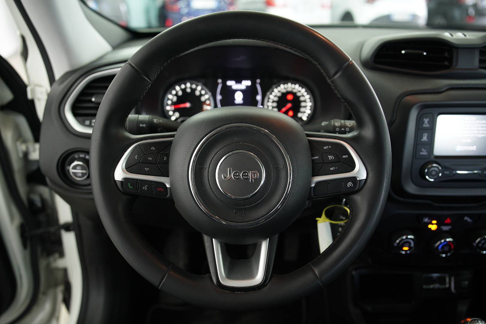 JEEP Renegade - Foto 11