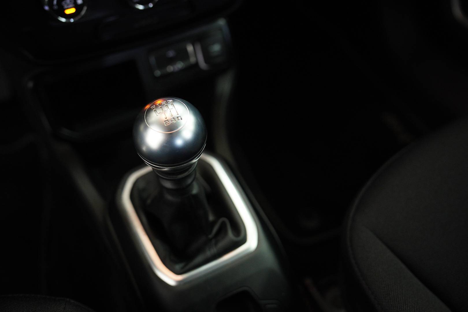 JEEP Renegade - Foto 19