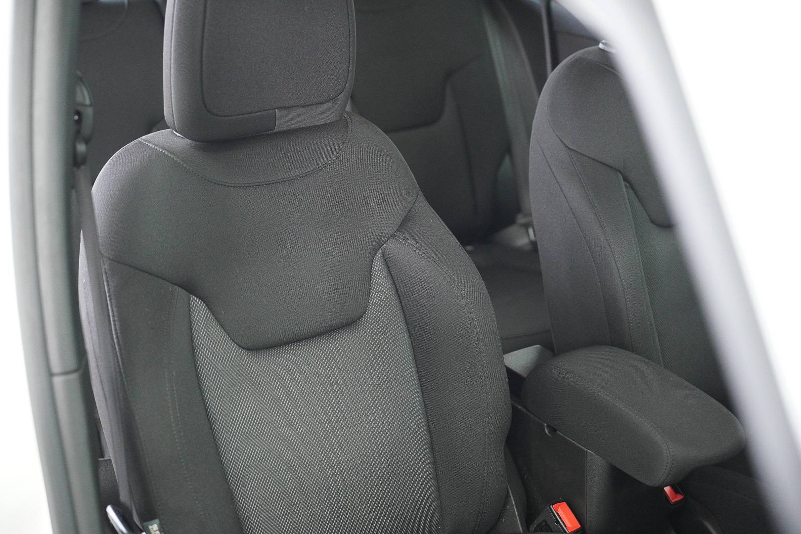 JEEP Renegade - Foto 23