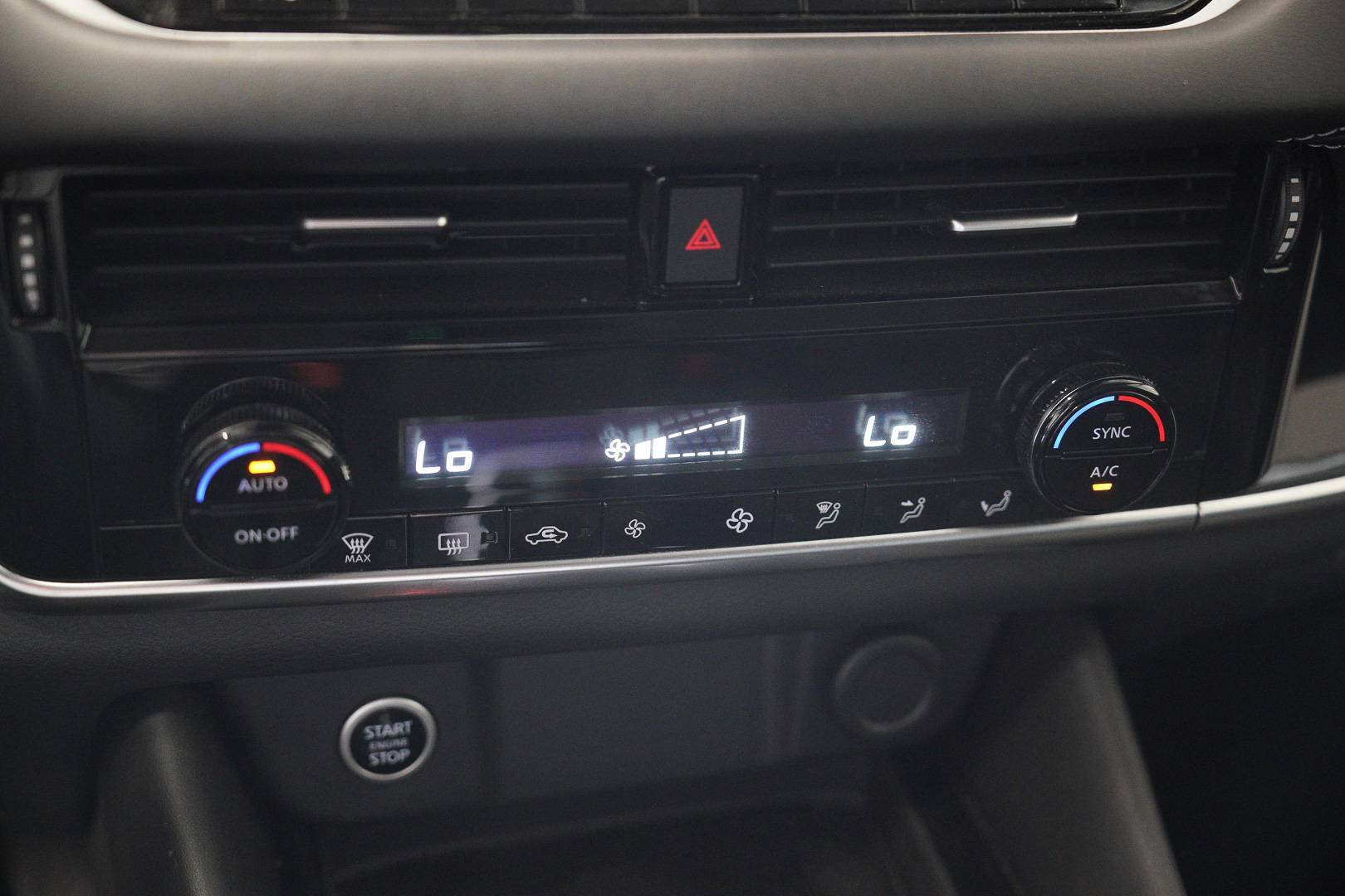 NISSAN Qashqai - Foto 16