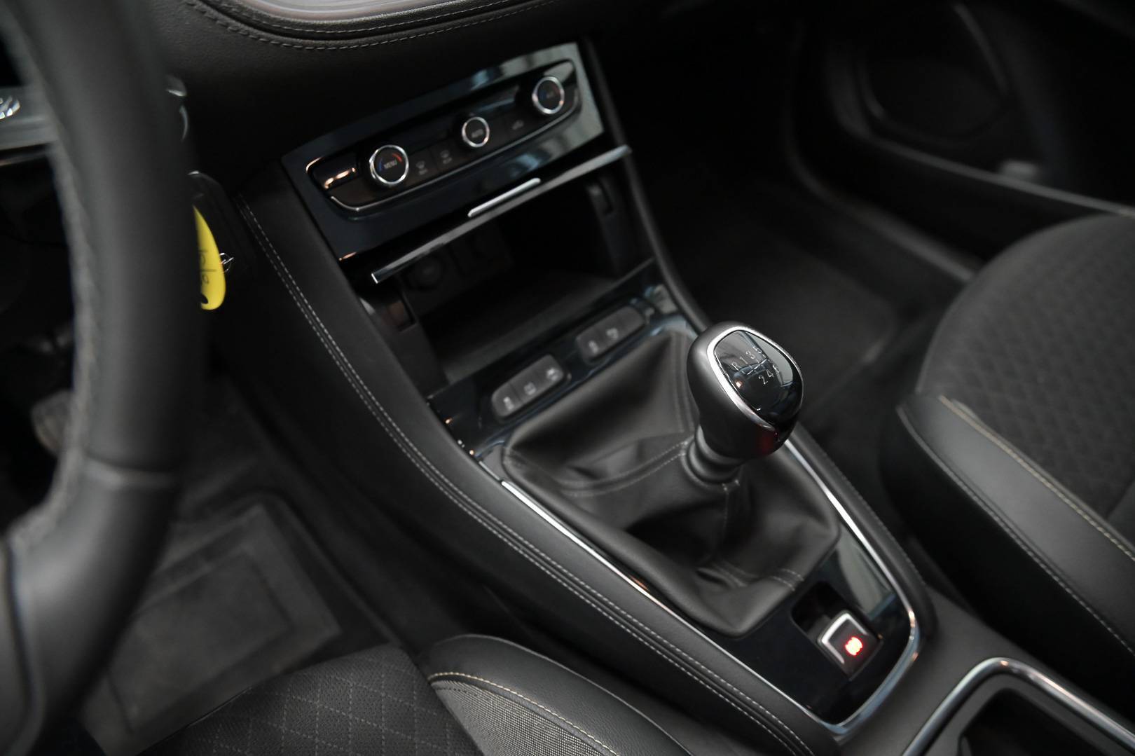 OPEL Grandland X - Foto 15