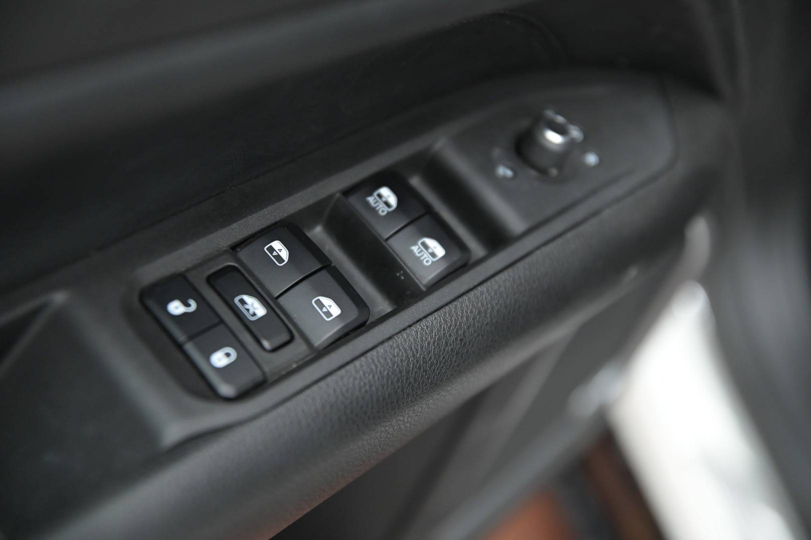 JEEP Compass - Foto 10