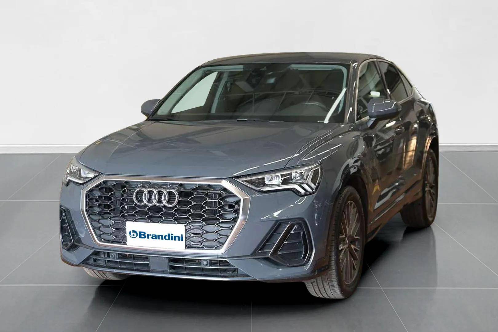 AUDI Q3 - Foto 1