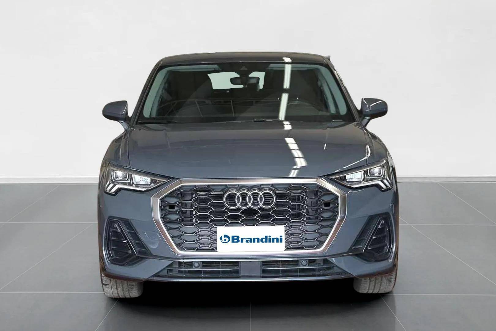 AUDI Q3 - Foto 2