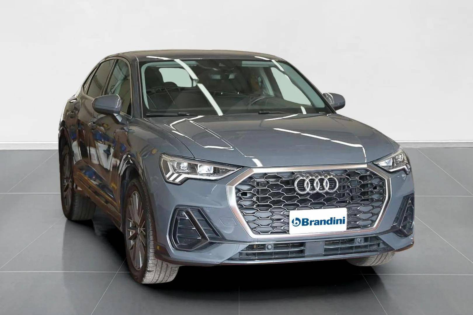 AUDI Q3 - Foto 3
