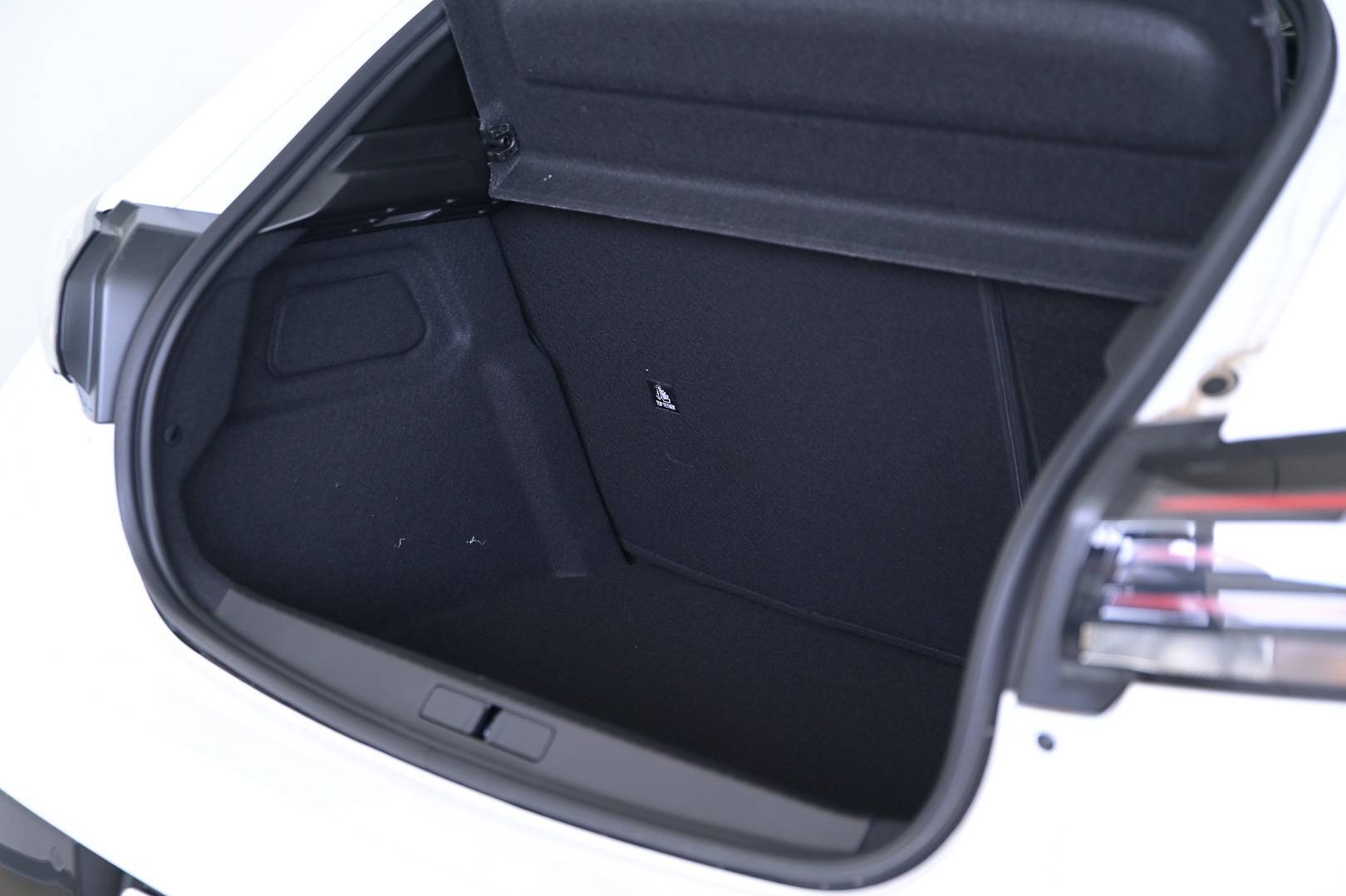 PEUGEOT 208 - Foto 5