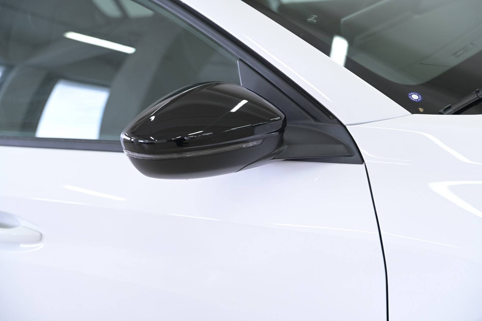 PEUGEOT 208 - Foto 8