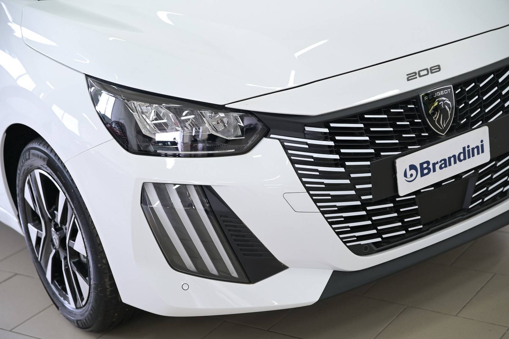 PEUGEOT 208 - Foto 9