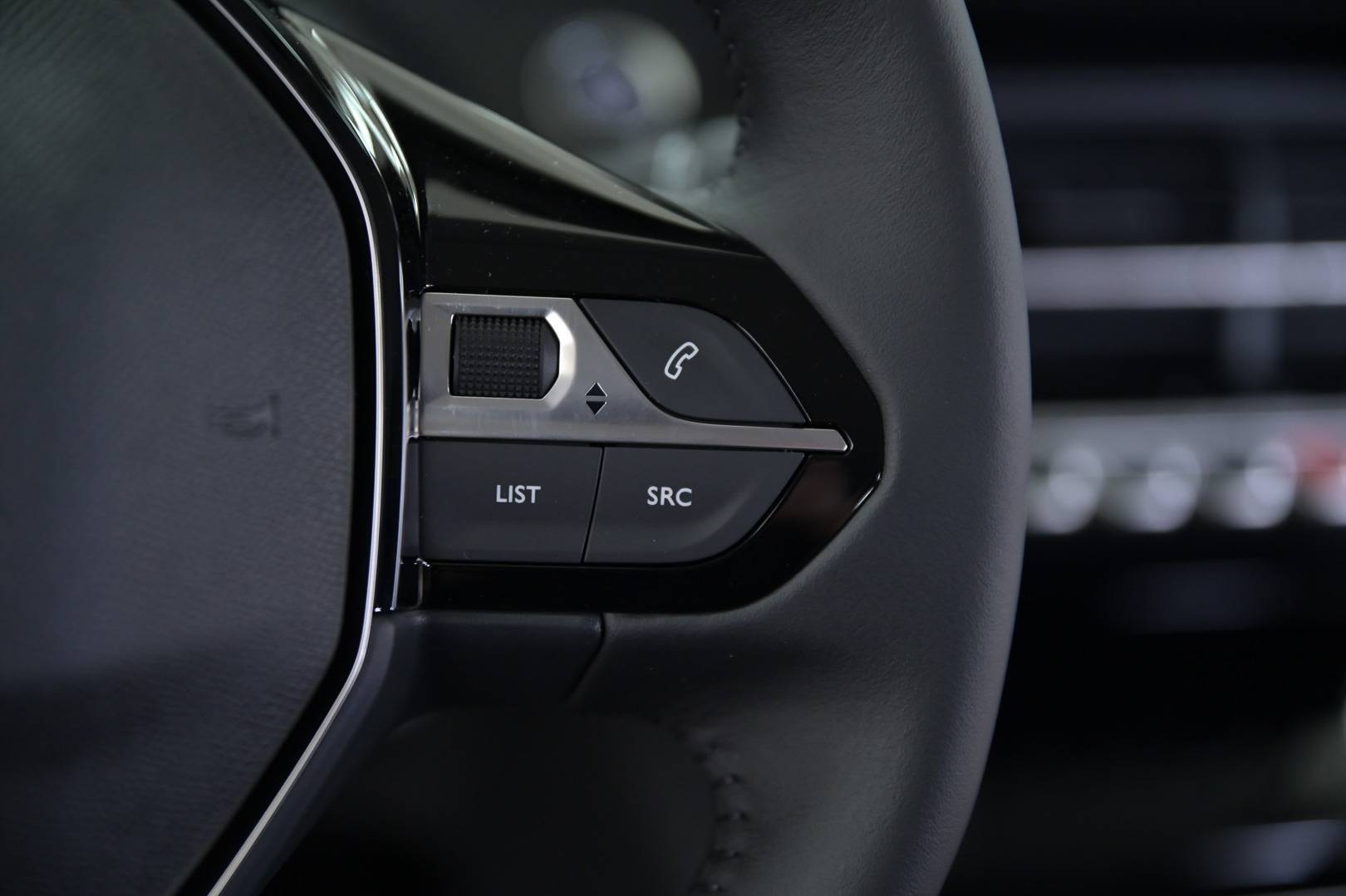 PEUGEOT 208 - Foto 22