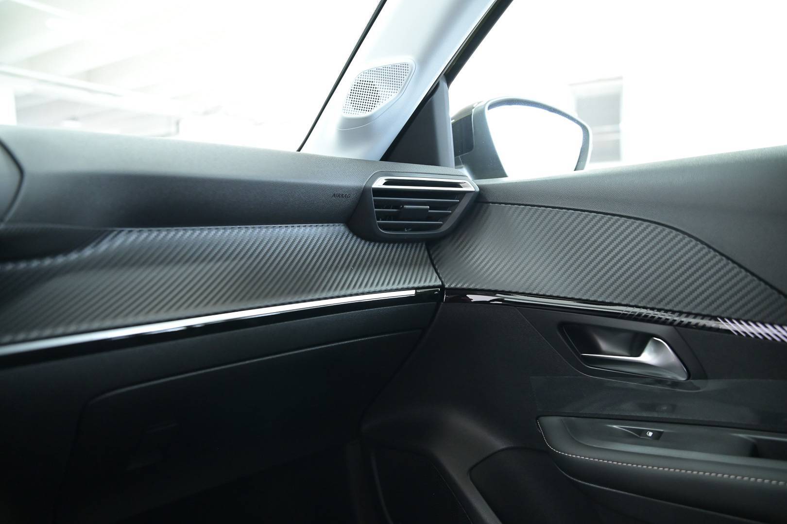 PEUGEOT 208 - Foto 12