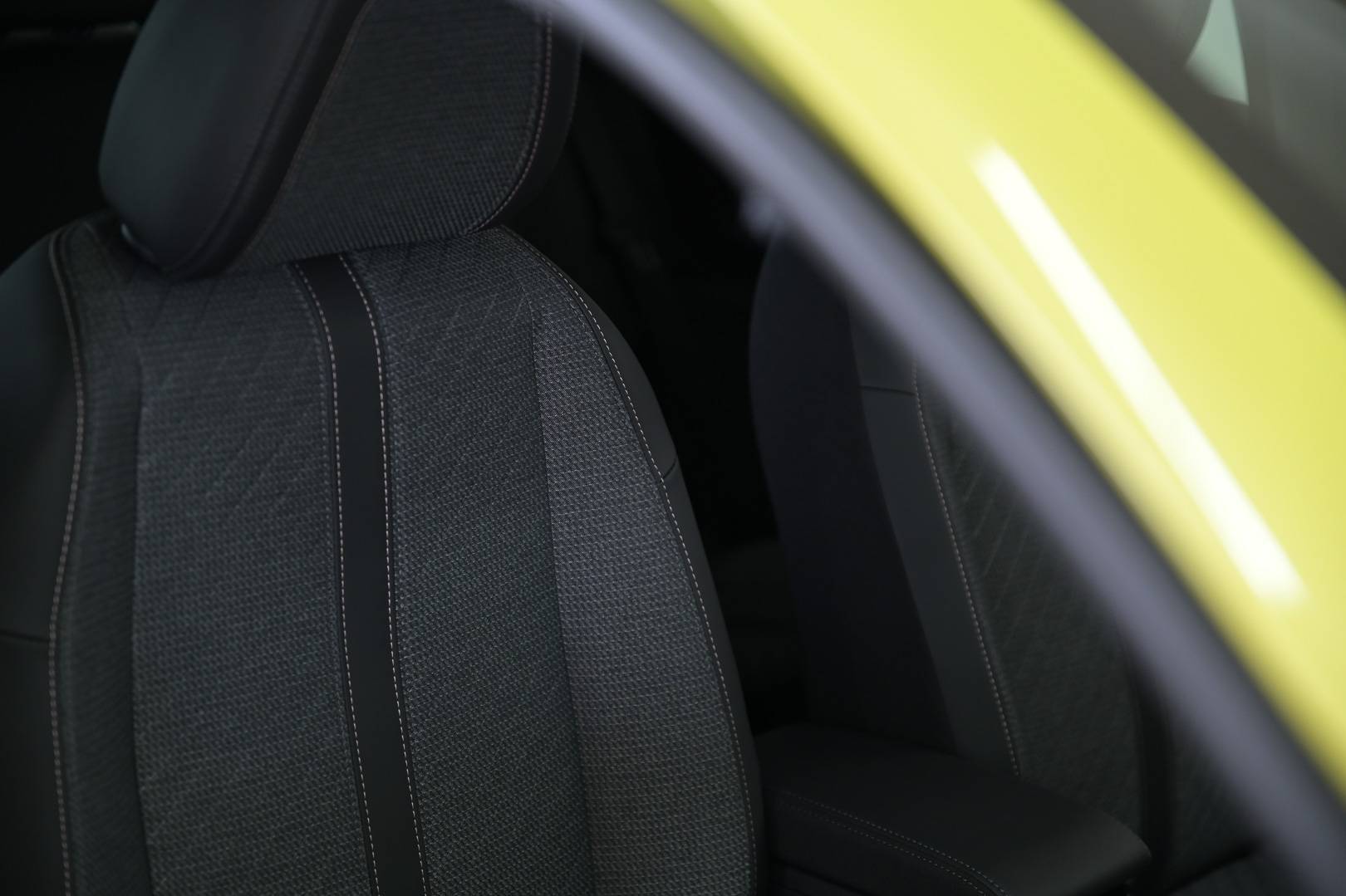PEUGEOT 208 - Foto 30