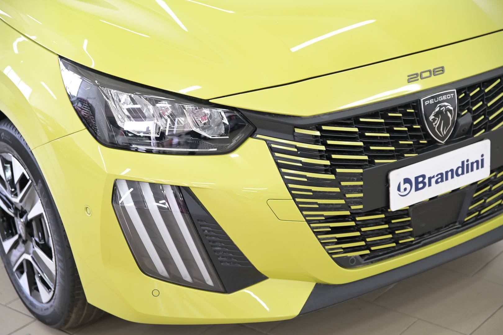 PEUGEOT 208 - Foto 9
