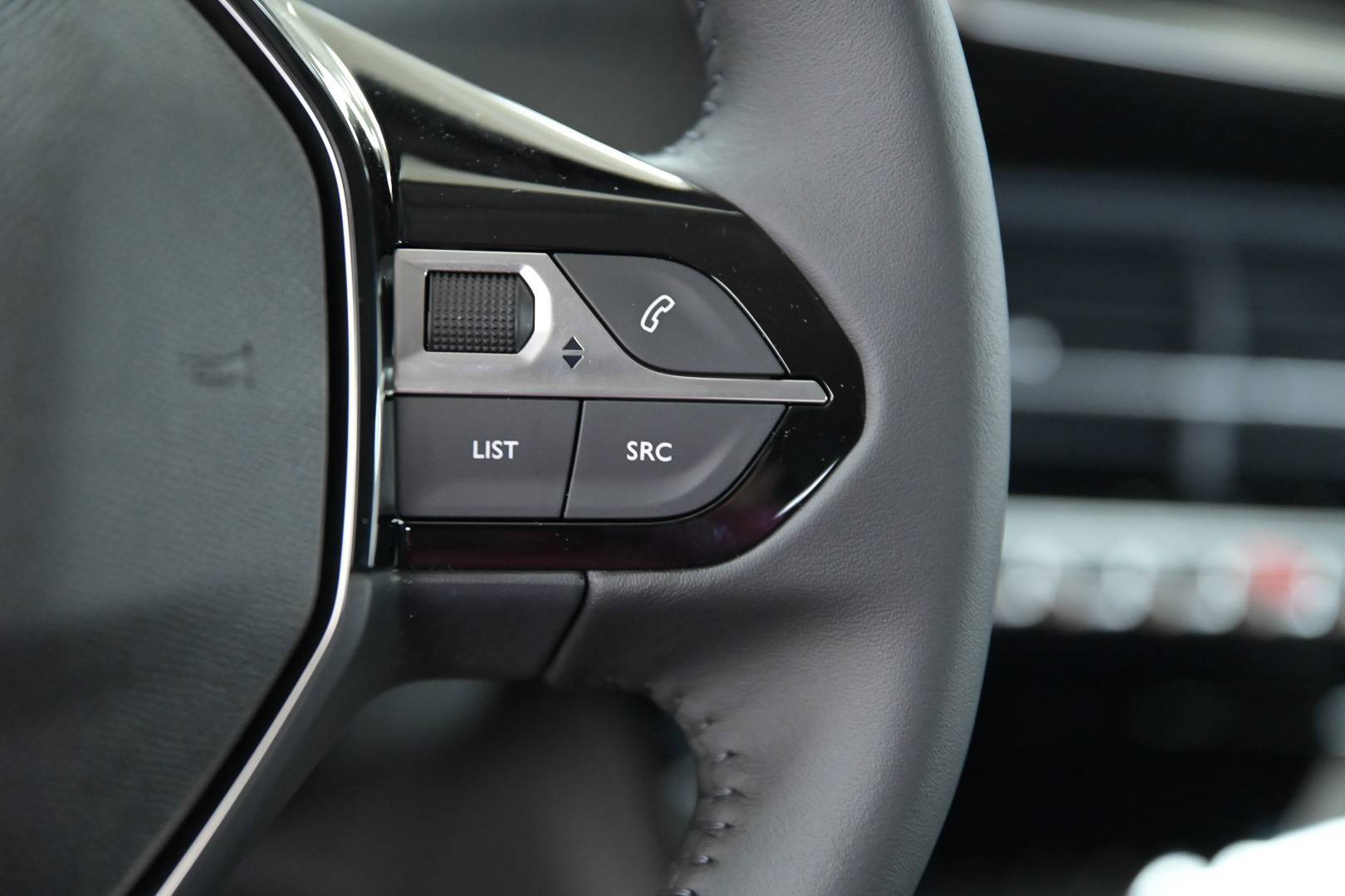 PEUGEOT 208 - Foto 16